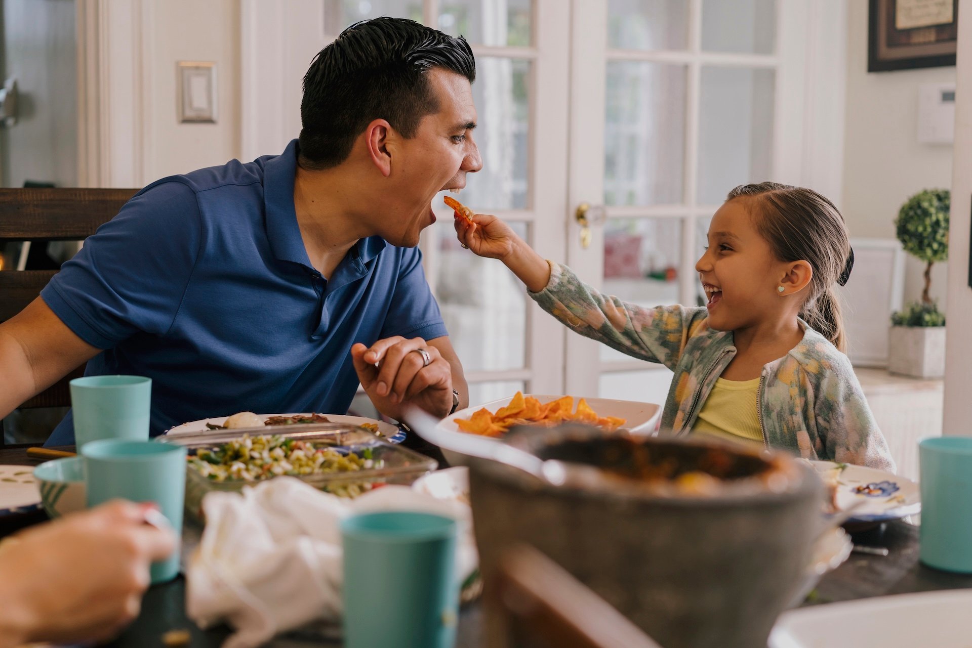 LEARN HOW TO FEED YOUR CHILDREN HEALTHIER FOOD